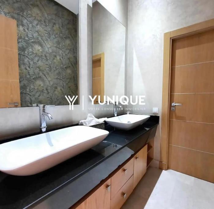 Villa De Luxe Piscine Privee 卡萨布兰卡 外观 照片